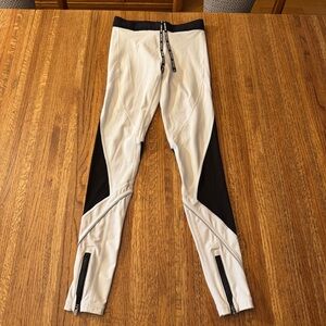 VICTORIA SPORT black and white athletic pants, size extra small